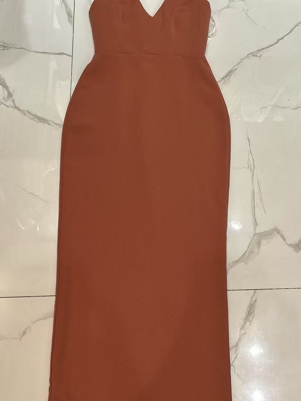 NWOT Alex Perry Spaghetti V Neck Midi Dress in Rust Red, Size US 6 - Picture 5 of 9